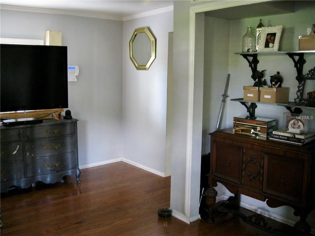 2310 OGLESBY AVENUE, WINTER PARK, Florida 32789, 3 Bedrooms Bedrooms, 6 Rooms Rooms,1 BathroomBathrooms,Residential,For sale,OGLESBY,O5530106