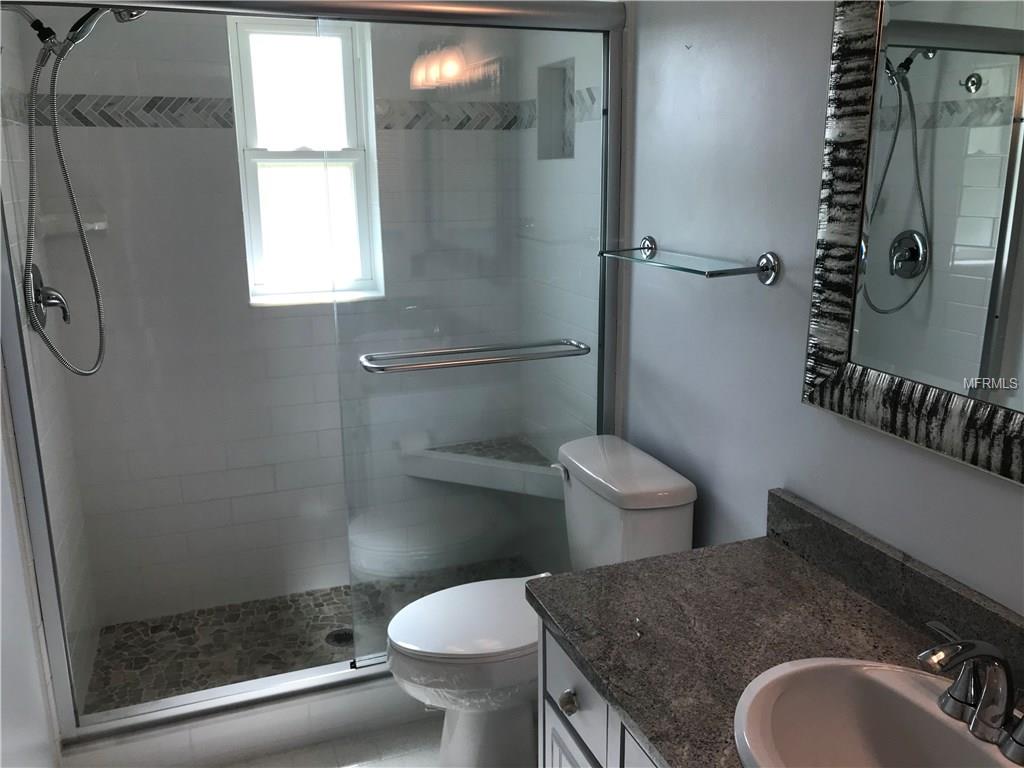 910 VILLAGE GREEN PARKWAY, BRADENTON, Florida 34209, 2 Bedrooms Bedrooms, 6 Rooms Rooms,2 BathroomsBathrooms,Residential,For sale,VILLAGE GREEN,A4198827