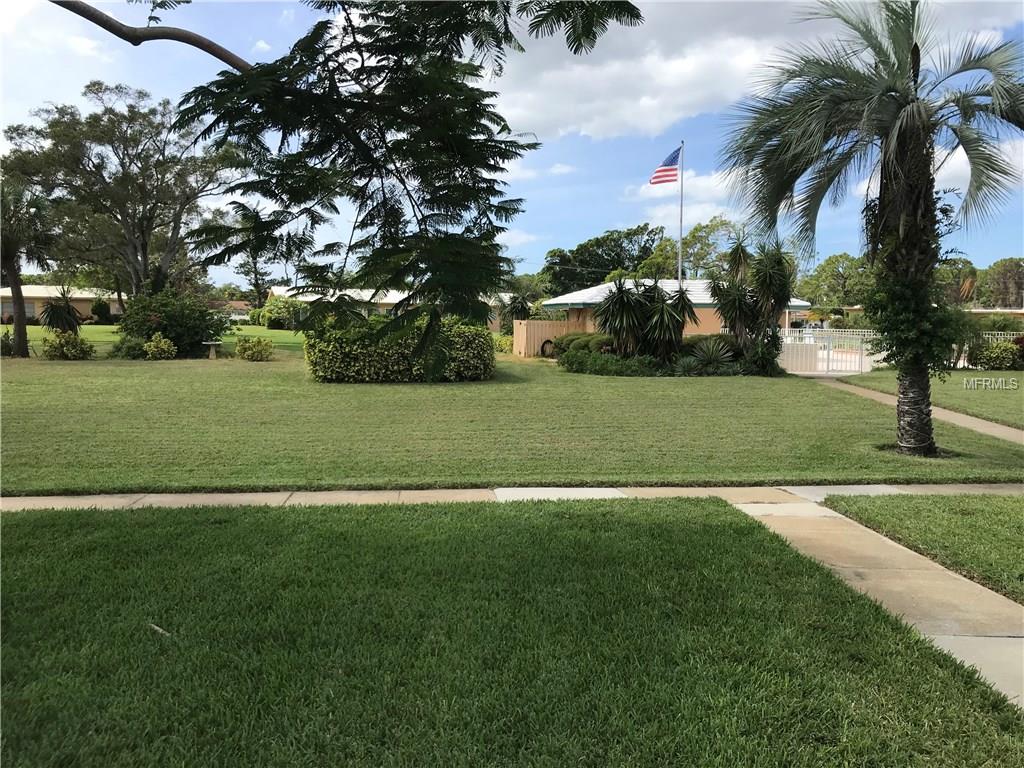910 VILLAGE GREEN PARKWAY, BRADENTON, Florida 34209, 2 Bedrooms Bedrooms, 6 Rooms Rooms,2 BathroomsBathrooms,Residential,For sale,VILLAGE GREEN,A4198827