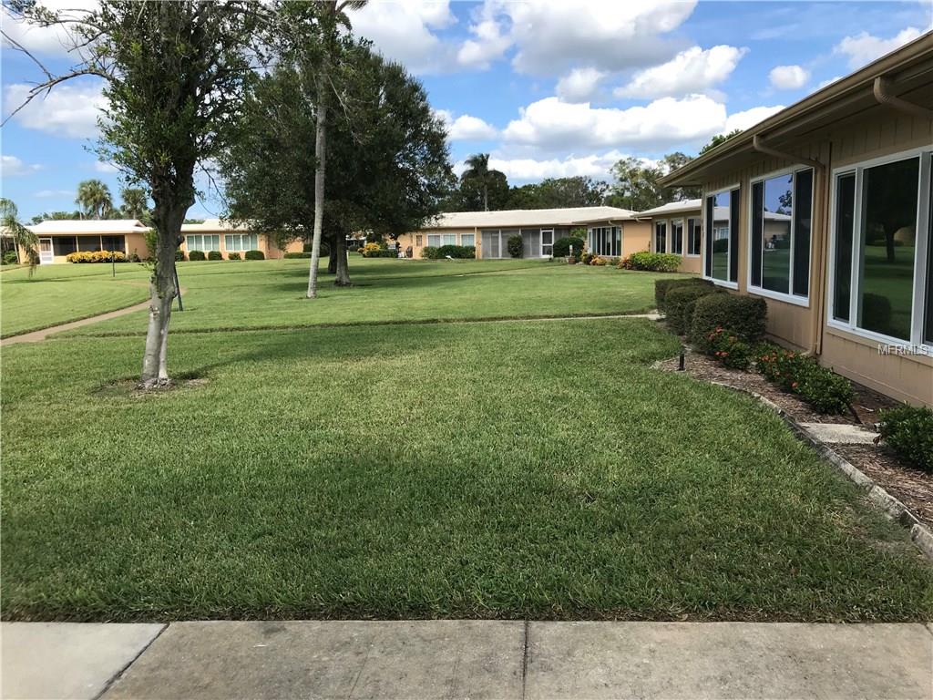 910 VILLAGE GREEN PARKWAY, BRADENTON, Florida 34209, 2 Bedrooms Bedrooms, 6 Rooms Rooms,2 BathroomsBathrooms,Residential,For sale,VILLAGE GREEN,A4198827