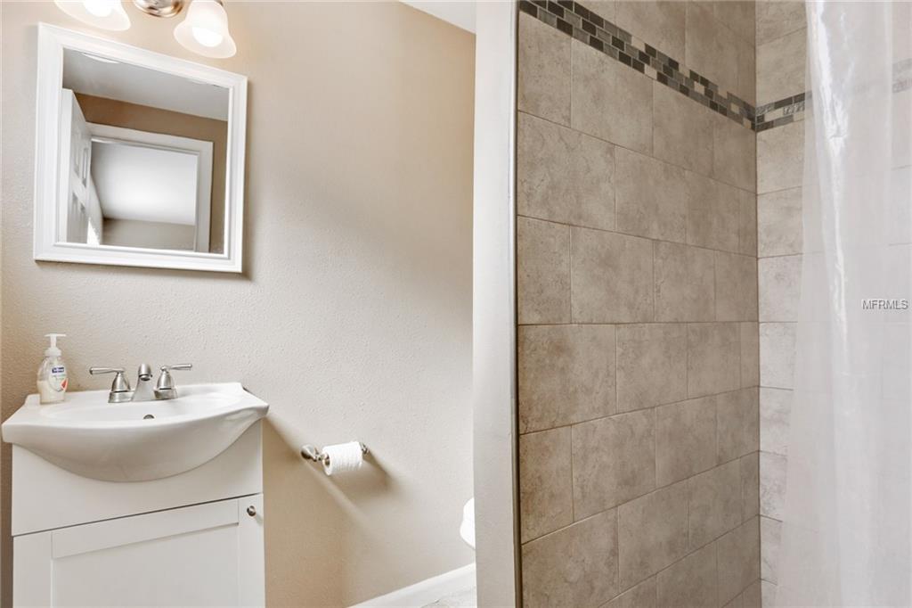 4143 DES MOINES STREET NE, ST PETERSBURG, Florida 33703, 2 Bedrooms Bedrooms, 3 Rooms Rooms,2 BathroomsBathrooms,Residential,For sale,DES MOINES,U7840415