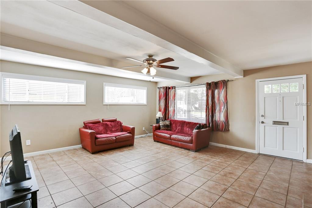4143 DES MOINES STREET NE, ST PETERSBURG, Florida 33703, 2 Bedrooms Bedrooms, 3 Rooms Rooms,2 BathroomsBathrooms,Residential,For sale,DES MOINES,U7840415