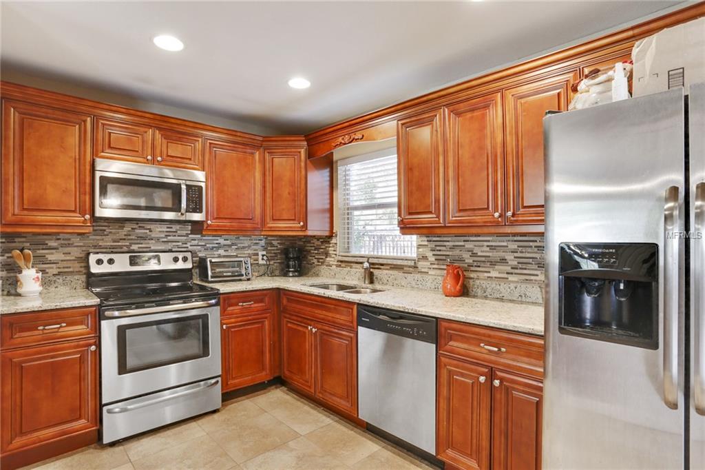 4143 DES MOINES STREET NE, ST PETERSBURG, Florida 33703, 2 Bedrooms Bedrooms, 3 Rooms Rooms,2 BathroomsBathrooms,Residential,For sale,DES MOINES,U7840415