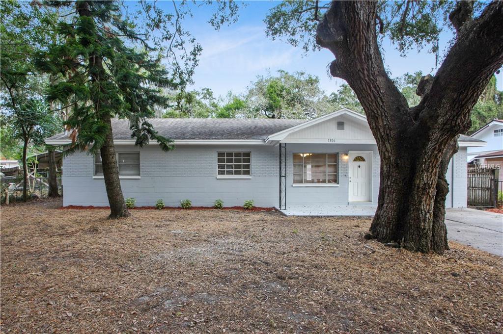 1306 E IDA STREET, TAMPA, Florida 33603, 4 Bedrooms Bedrooms, 6 Rooms Rooms,2 BathroomsBathrooms,Residential,For sale,IDA,T2920554