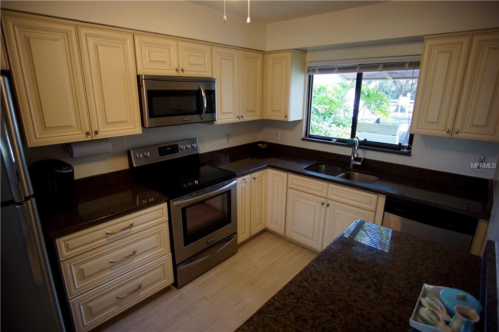 5295 WILLOW LINKS, SARASOTA, Florida 34235, 2 Bedrooms Bedrooms, 6 Rooms Rooms,2 BathroomsBathrooms,Residential,For sale,WILLOW LINKS,U7843298