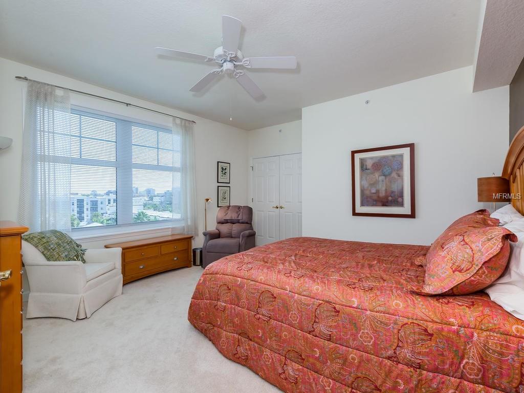 750 N TAMIAMI TRAIL, SARASOTA, Florida 34236, 2 Bedrooms Bedrooms, 5 Rooms Rooms,2 BathroomsBathrooms,Residential,For sale,TAMIAMI,A4208216