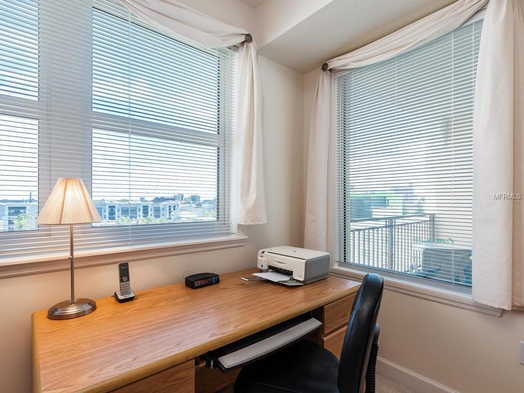 750 N TAMIAMI TRAIL, SARASOTA, Florida 34236, 2 Bedrooms Bedrooms, 5 Rooms Rooms,2 BathroomsBathrooms,Residential,For sale,TAMIAMI,A4208216