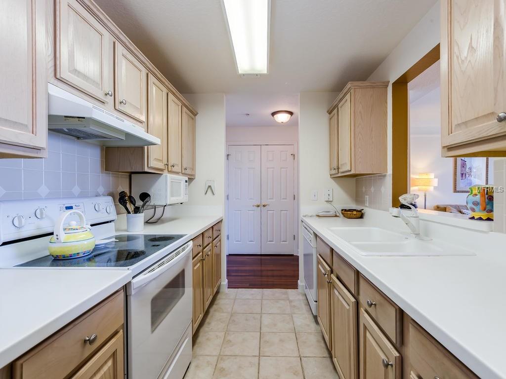 750 N TAMIAMI TRAIL, SARASOTA, Florida 34236, 2 Bedrooms Bedrooms, 5 Rooms Rooms,2 BathroomsBathrooms,Residential,For sale,TAMIAMI,A4208216