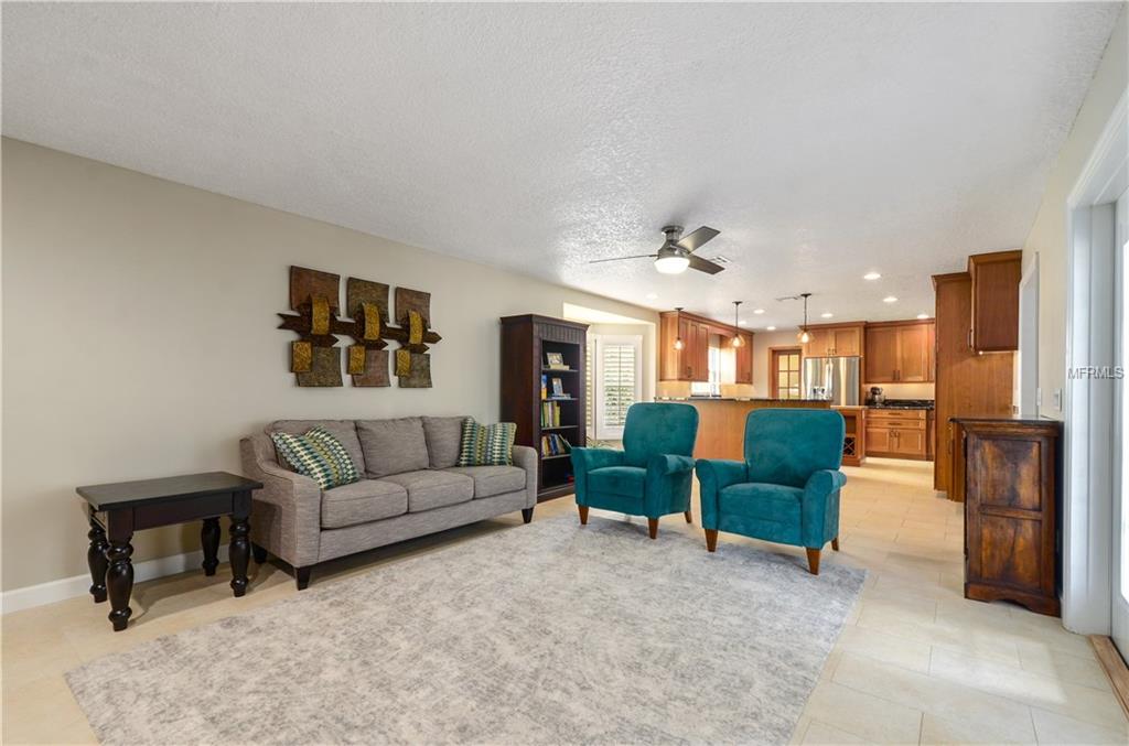 7920 SUMMER RIDGE PLACE, ORLANDO, Florida 32819, 4 Bedrooms Bedrooms, 9 Rooms Rooms,2 BathroomsBathrooms,Residential,For sale,SUMMER RIDGE,O5561420