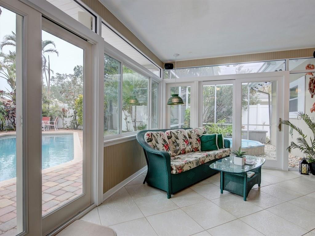 4471 CLEARWATER HARBOR DRIVE S, LARGO, Florida 33770, 4 Bedrooms Bedrooms, 4 Rooms Rooms,3 BathroomsBathrooms,Residential,For sale,CLEARWATER HARBOR,U7847384