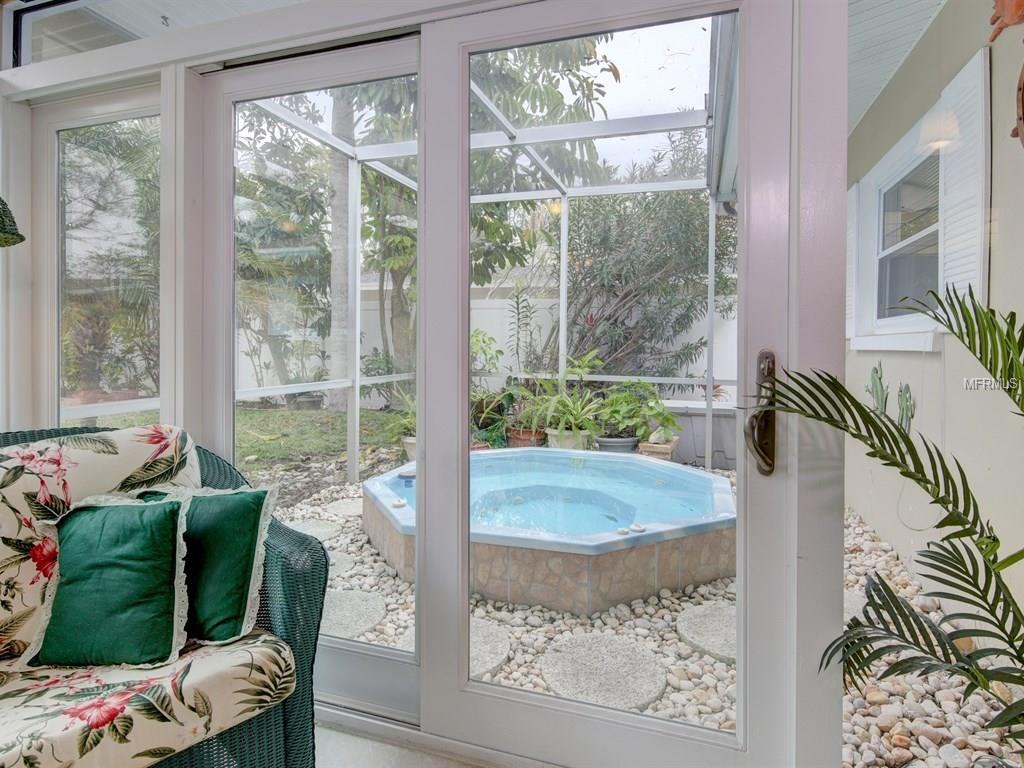 4471 CLEARWATER HARBOR DRIVE S, LARGO, Florida 33770, 4 Bedrooms Bedrooms, 4 Rooms Rooms,3 BathroomsBathrooms,Residential,For sale,CLEARWATER HARBOR,U7847384