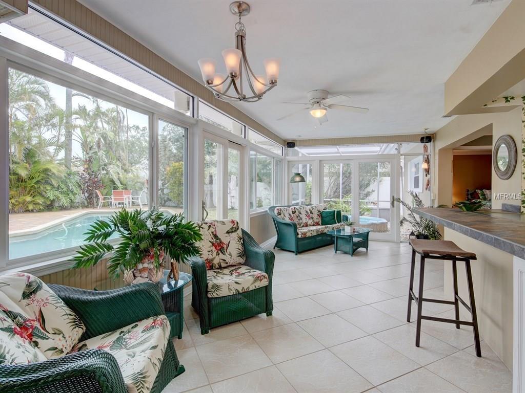 4471 CLEARWATER HARBOR DRIVE S, LARGO, Florida 33770, 4 Bedrooms Bedrooms, 4 Rooms Rooms,3 BathroomsBathrooms,Residential,For sale,CLEARWATER HARBOR,U7847384