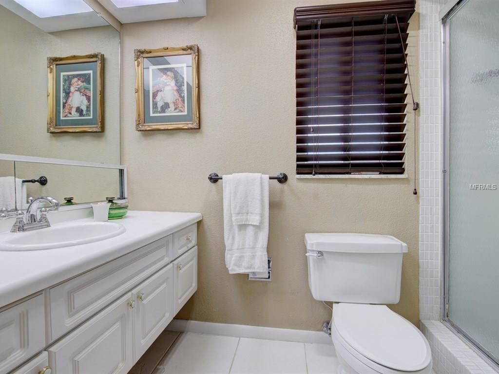 4471 CLEARWATER HARBOR DRIVE S, LARGO, Florida 33770, 4 Bedrooms Bedrooms, 4 Rooms Rooms,3 BathroomsBathrooms,Residential,For sale,CLEARWATER HARBOR,U7847384