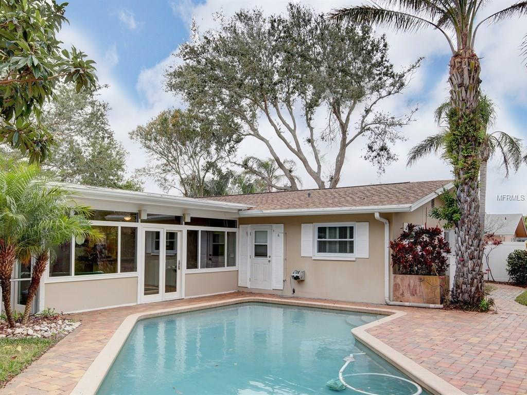 4471 CLEARWATER HARBOR DRIVE S, LARGO, Florida 33770, 4 Bedrooms Bedrooms, 4 Rooms Rooms,3 BathroomsBathrooms,Residential,For sale,CLEARWATER HARBOR,U7847384