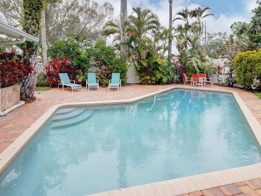 4471 CLEARWATER HARBOR DRIVE S, LARGO, Florida 33770, 4 Bedrooms Bedrooms, 4 Rooms Rooms,3 BathroomsBathrooms,Residential,For sale,CLEARWATER HARBOR,U7847384