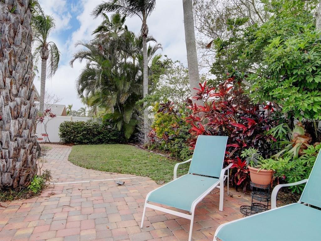 4471 CLEARWATER HARBOR DRIVE S, LARGO, Florida 33770, 4 Bedrooms Bedrooms, 4 Rooms Rooms,3 BathroomsBathrooms,Residential,For sale,CLEARWATER HARBOR,U7847384