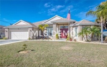 331 VICEROY TERRACE, PORT CHARLOTTE, Florida 33954, 4 Bedrooms Bedrooms, 9 Rooms Rooms,2 BathroomsBathrooms,Residential,For sale,VICEROY,C7249142