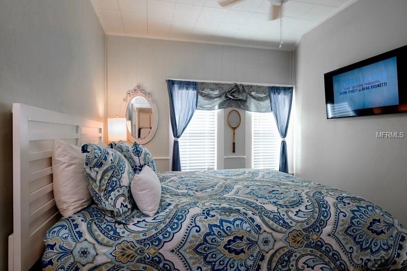 520 SPRING AVENUE, ANNA MARIA, Florida 34216, 2 Bedrooms Bedrooms, 5 Rooms Rooms,1 BathroomBathrooms,Residential,For sale,SPRING,A4145813