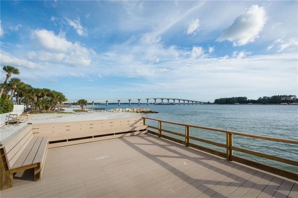 675 S GULFVIEW BOULEVARD, CLEARWATER BEACH, Florida 33767, 3 Bedrooms Bedrooms, 4 Rooms Rooms,3 BathroomsBathrooms,Residential,For sale,GULFVIEW,U7829220