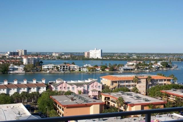 675 S GULFVIEW BOULEVARD, CLEARWATER BEACH, Florida 33767, 3 Bedrooms Bedrooms, 4 Rooms Rooms,3 BathroomsBathrooms,Residential,For sale,GULFVIEW,U7829220