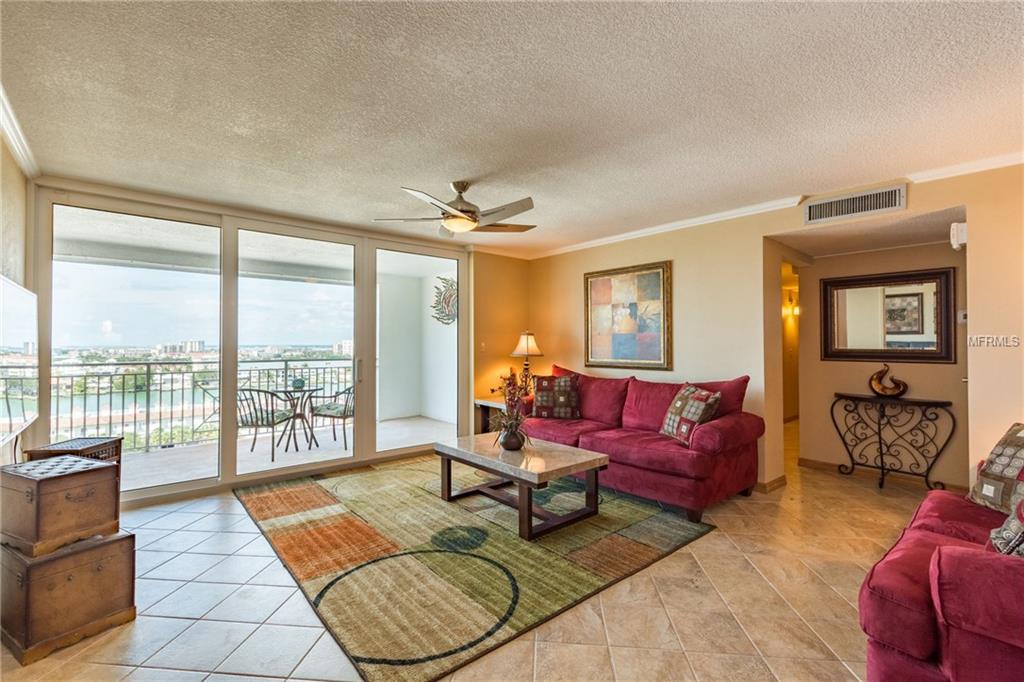 675 S GULFVIEW BOULEVARD, CLEARWATER BEACH, Florida 33767, 3 Bedrooms Bedrooms, 4 Rooms Rooms,3 BathroomsBathrooms,Residential,For sale,GULFVIEW,U7829220