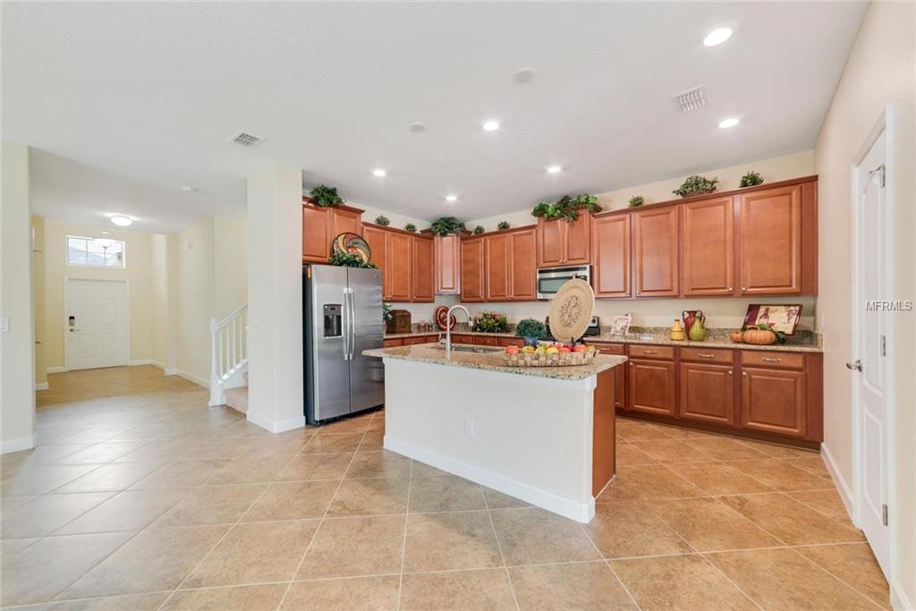 1557 THETFORD CIRCLE, ORLANDO, Florida 32824, 4 Bedrooms Bedrooms, 3 Rooms Rooms,4 BathroomsBathrooms,Residential,For sale,THETFORD,O5541551