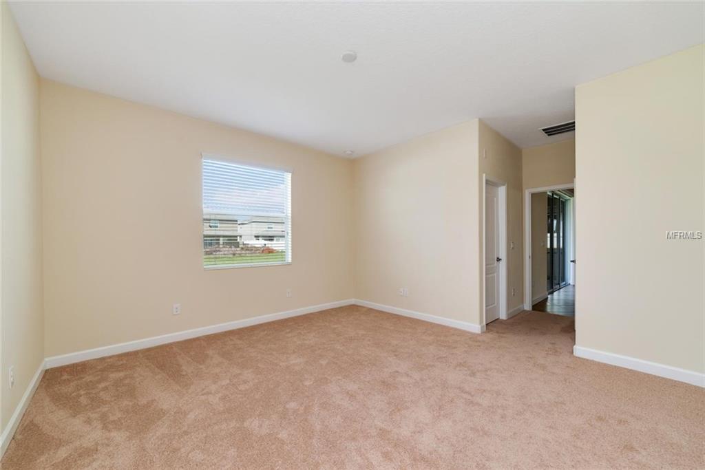 1557 THETFORD CIRCLE, ORLANDO, Florida 32824, 4 Bedrooms Bedrooms, 3 Rooms Rooms,4 BathroomsBathrooms,Residential,For sale,THETFORD,O5541551