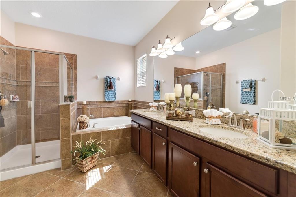 1557 THETFORD CIRCLE, ORLANDO, Florida 32824, 4 Bedrooms Bedrooms, 3 Rooms Rooms,4 BathroomsBathrooms,Residential,For sale,THETFORD,O5541551