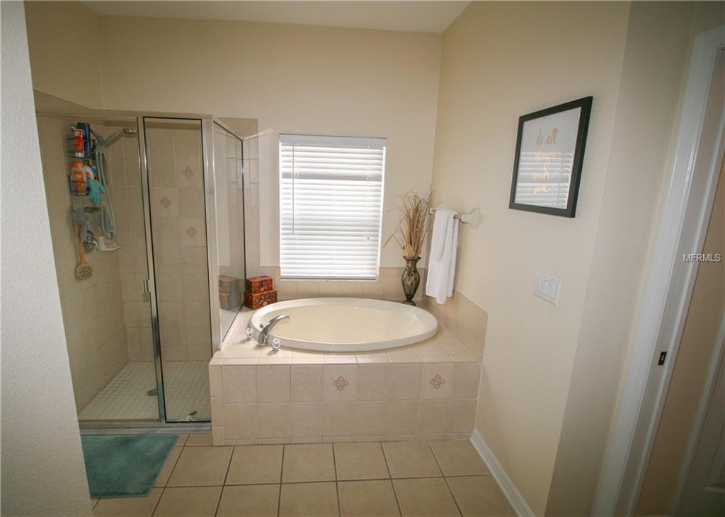 9909 JASMINE BROOK CIRCLE, LAND O LAKES, Florida 34638, 4 Bedrooms Bedrooms, 5 Rooms Rooms,2 BathroomsBathrooms,Residential,For sale,JASMINE BROOK,T2918525