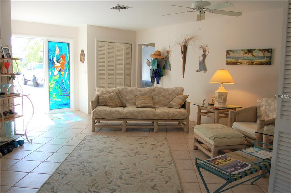 428 SHORE ROAD, VENICE, Florida 34285, 2 Bedrooms Bedrooms, 7 Rooms Rooms,2 BathroomsBathrooms,Residential,For sale,SHORE,N5915634