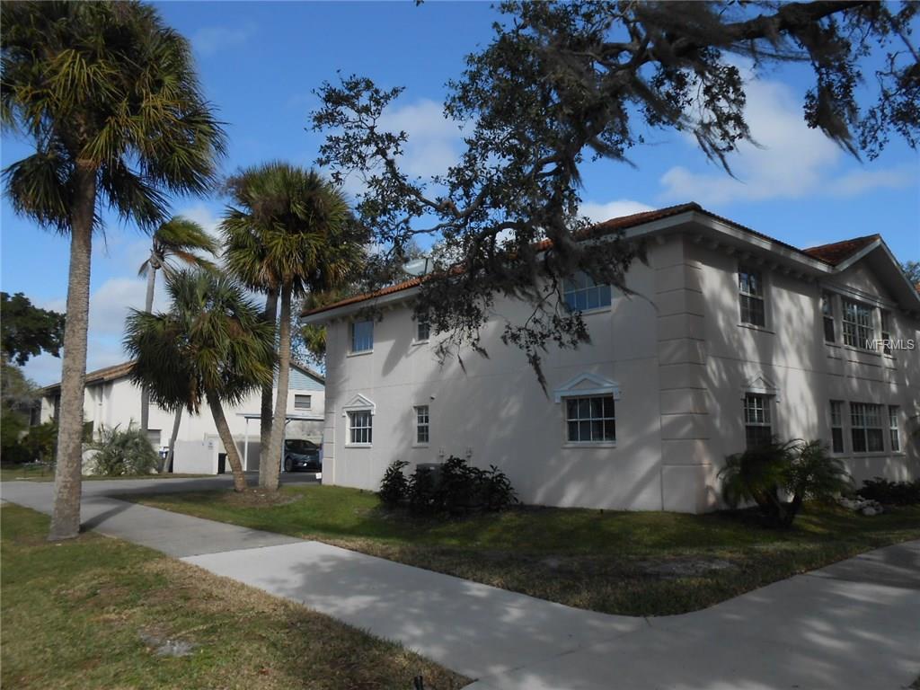 528 W VENICE AVENUE, VENICE, Florida 34285, 2 Bedrooms Bedrooms, 5 Rooms Rooms,2 BathroomsBathrooms,Residential,For sale,VENICE,N5915862