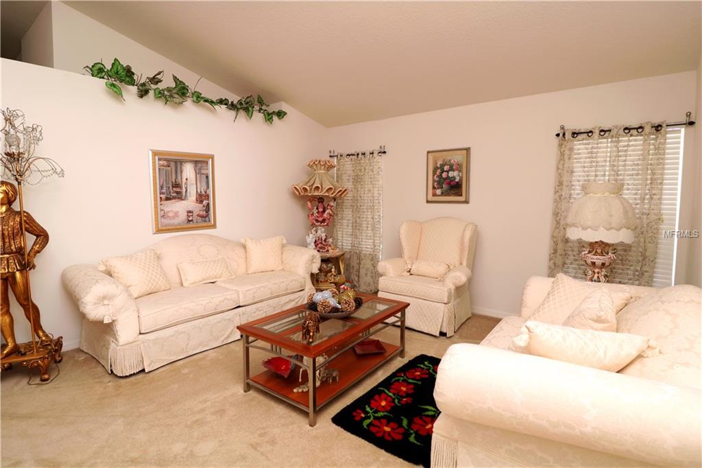 SPRING HILL, Florida 34609, 4 Bedrooms Bedrooms, 11 Rooms Rooms,3 BathroomsBathrooms,Residential,For sale,W7637194