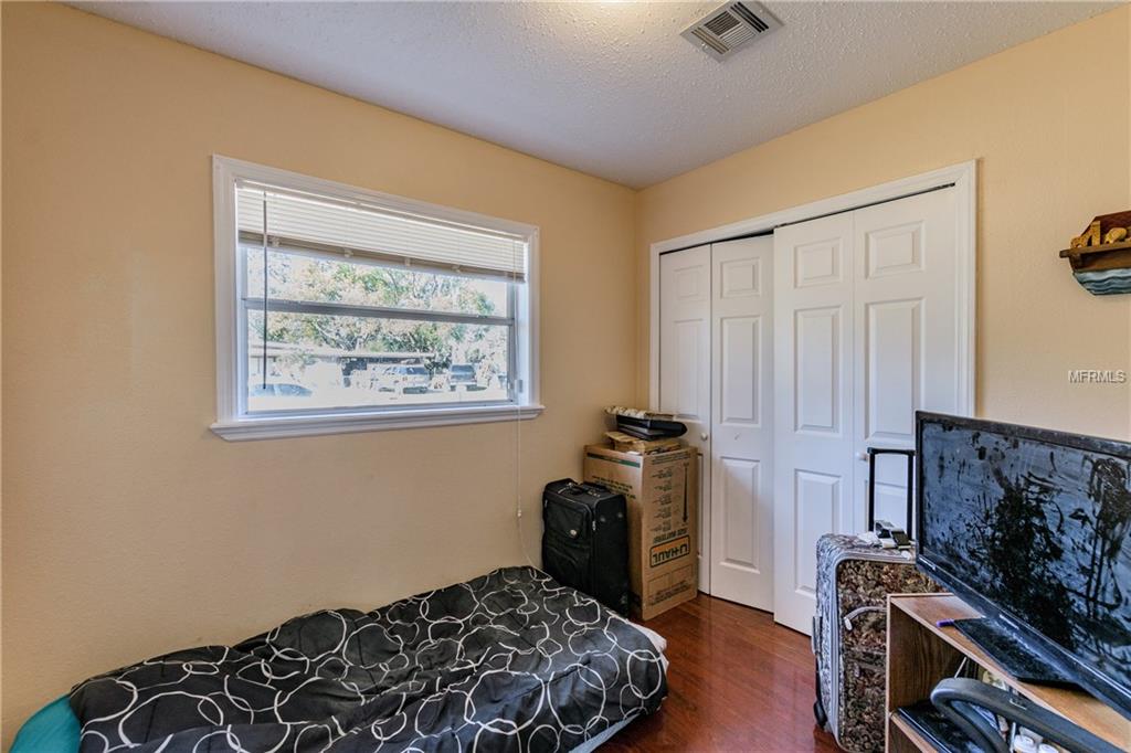 2207 EIFFEL DRIVE, ORLANDO, Florida 32808, 3 Bedrooms Bedrooms, 7 Rooms Rooms,1 BathroomBathrooms,Residential,For sale,EIFFEL,O5558853