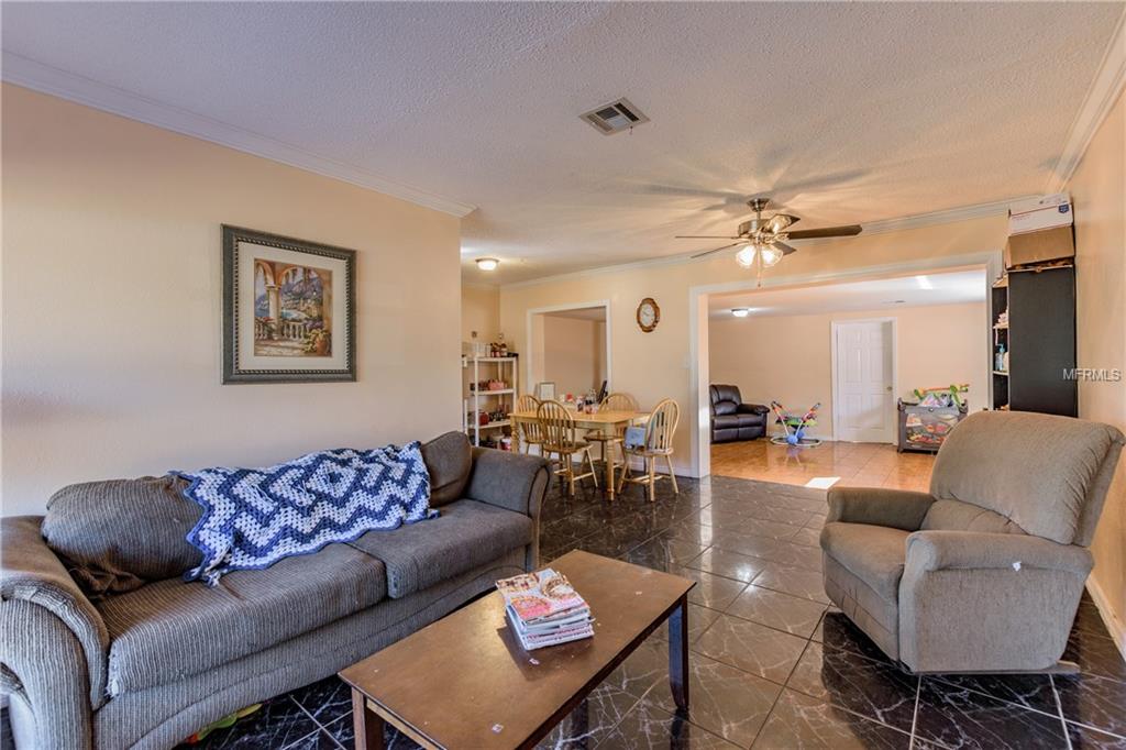 2207 EIFFEL DRIVE, ORLANDO, Florida 32808, 3 Bedrooms Bedrooms, 7 Rooms Rooms,1 BathroomBathrooms,Residential,For sale,EIFFEL,O5558853