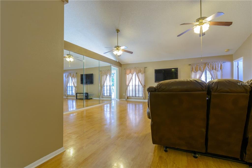 1516 RIVER OAKS DRIVE, TARPON SPRINGS, Florida 34689, 3 Bedrooms Bedrooms, 5 Rooms Rooms,2 BathroomsBathrooms,Residential,For sale,RIVER OAKS,U7846110