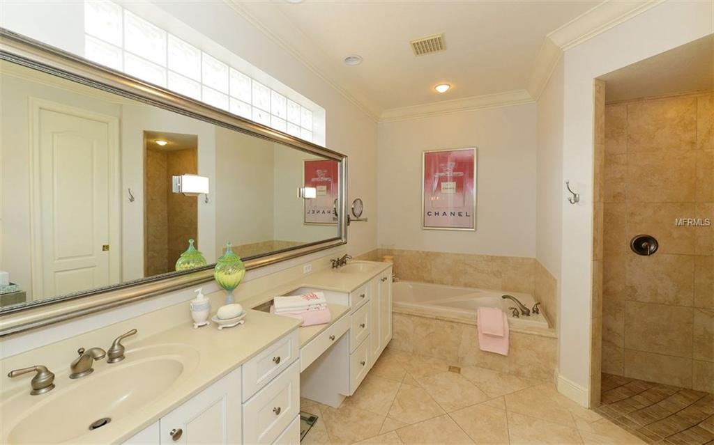 582 CRANE PRAIRIE WAY, OSPREY, Florida 34229, 3 Bedrooms Bedrooms, 7 Rooms Rooms,2 BathroomsBathrooms,Residential,For sale,CRANE PRAIRIE,A4208903