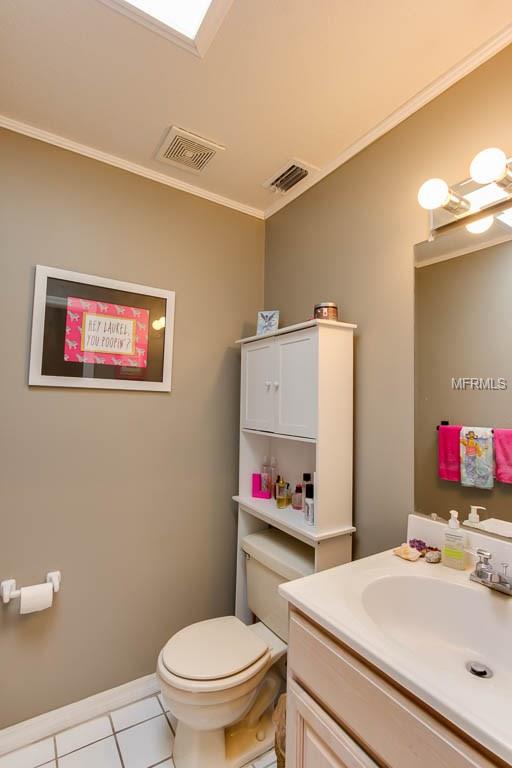 48 E KING STREET, ORLANDO, Florida 32804, 4 Bedrooms Bedrooms, 7 Rooms Rooms,2 BathroomsBathrooms,Residential,For sale,KING,O5561720