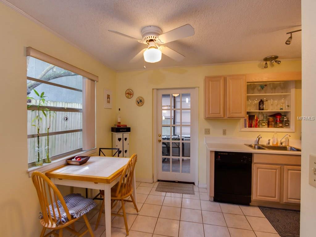 48 E KING STREET, ORLANDO, Florida 32804, 4 Bedrooms Bedrooms, 7 Rooms Rooms,2 BathroomsBathrooms,Residential,For sale,KING,O5561720