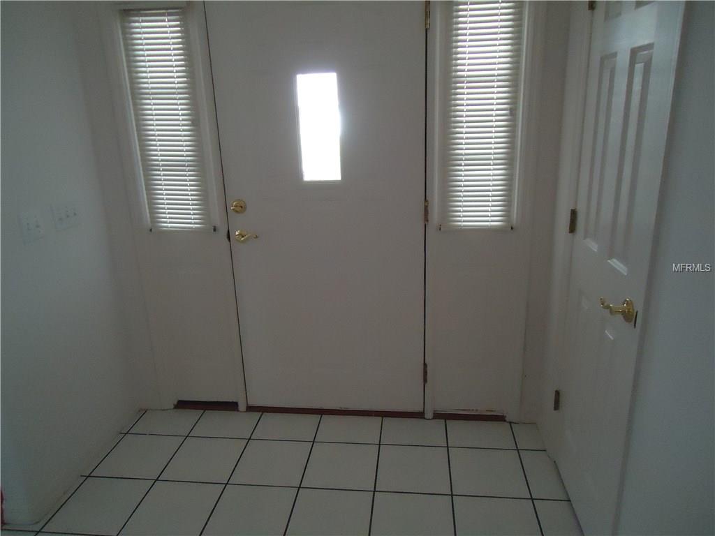 601 HUNTERS RUN BOULEVARD, LAKELAND, Florida 33809, 4 Bedrooms Bedrooms, 9 Rooms Rooms,2 BathroomsBathrooms,Residential,For sale,HUNTERS RUN,L4721035