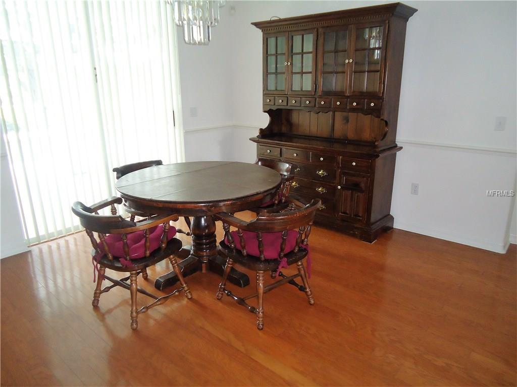 601 HUNTERS RUN BOULEVARD, LAKELAND, Florida 33809, 4 Bedrooms Bedrooms, 9 Rooms Rooms,2 BathroomsBathrooms,Residential,For sale,HUNTERS RUN,L4721035