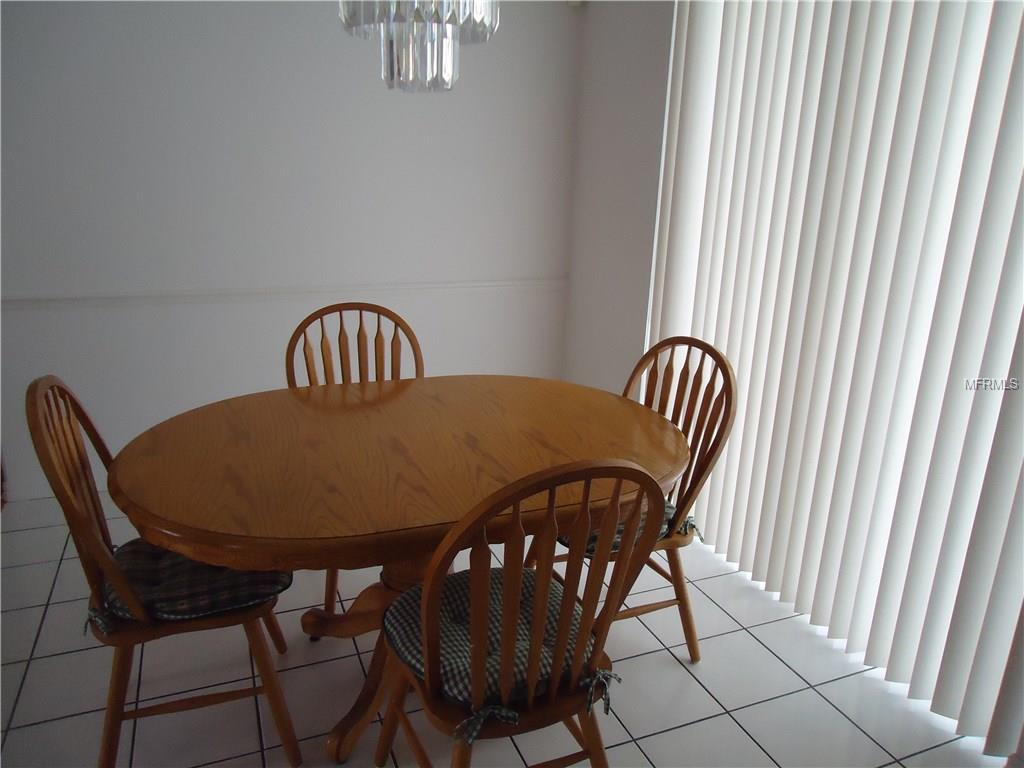 601 HUNTERS RUN BOULEVARD, LAKELAND, Florida 33809, 4 Bedrooms Bedrooms, 9 Rooms Rooms,2 BathroomsBathrooms,Residential,For sale,HUNTERS RUN,L4721035