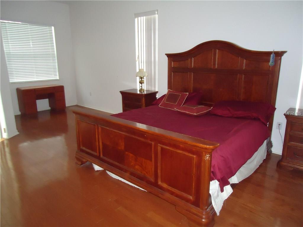 601 HUNTERS RUN BOULEVARD, LAKELAND, Florida 33809, 4 Bedrooms Bedrooms, 9 Rooms Rooms,2 BathroomsBathrooms,Residential,For sale,HUNTERS RUN,L4721035