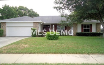 601 HUNTERS RUN BOULEVARD, LAKELAND, Florida 33809, 4 Bedrooms Bedrooms, 9 Rooms Rooms,2 BathroomsBathrooms,Residential,For sale,HUNTERS RUN,L4721035