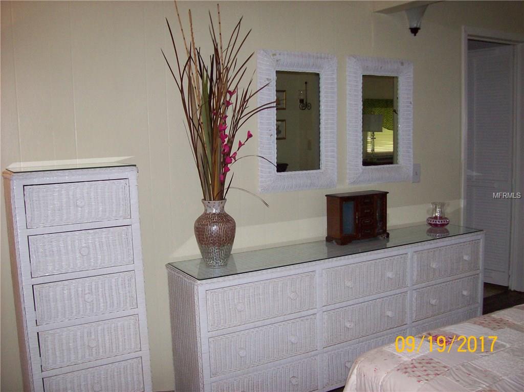 6815 AMOKO COURT, NORTH PORT, Florida 34287, 2 Bedrooms Bedrooms, 6 Rooms Rooms,2 BathroomsBathrooms,Residential,For sale,AMOKO,C7243650