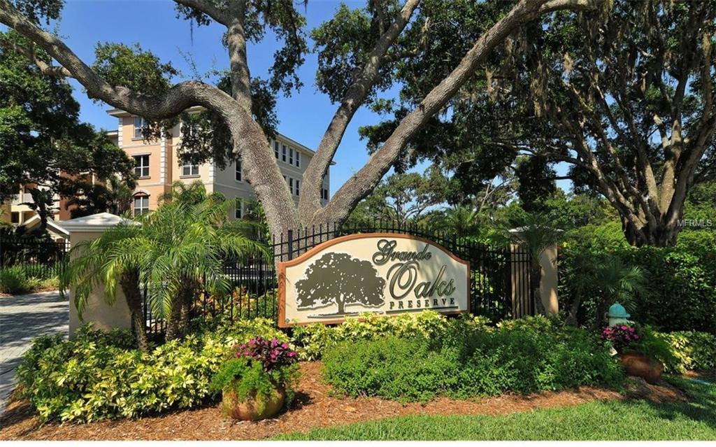 5210 MANORWOOD DRIVE, SARASOTA, Florida 34235, 3 Bedrooms Bedrooms, 6 Rooms Rooms,2 BathroomsBathrooms,Residential,For sale,MANORWOOD,A4202134