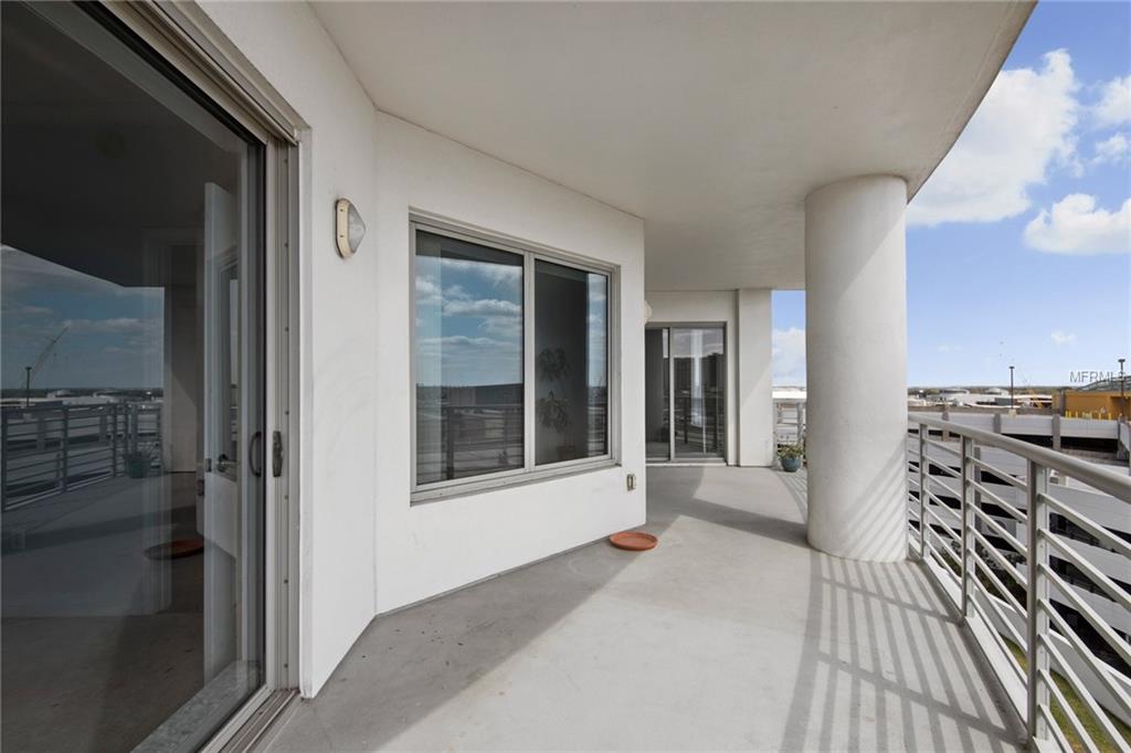 1209 E CUMBERLAND AVENUE, TAMPA, Florida 33602, 2 Bedrooms Bedrooms, 3 Rooms Rooms,2 BathroomsBathrooms,Residential,For sale,CUMBERLAND,T2916562