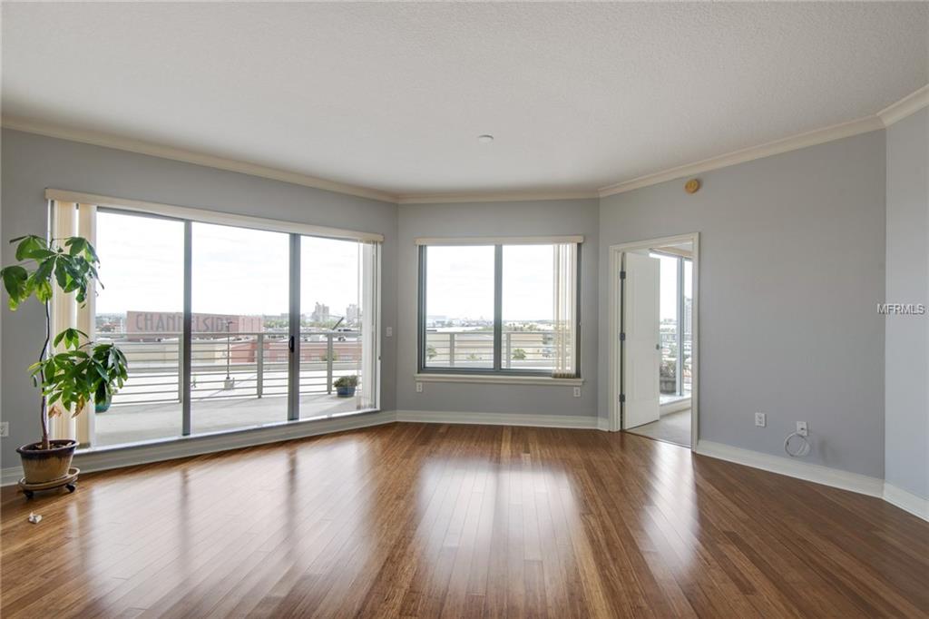 1209 E CUMBERLAND AVENUE, TAMPA, Florida 33602, 2 Bedrooms Bedrooms, 3 Rooms Rooms,2 BathroomsBathrooms,Residential,For sale,CUMBERLAND,T2916562