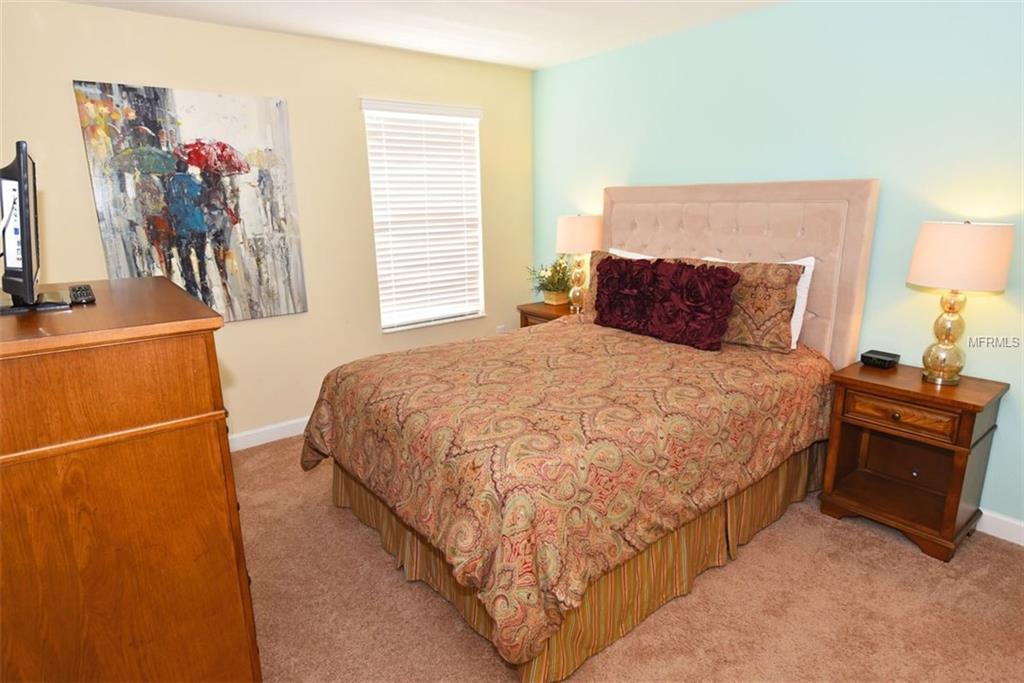 1443 MOON VALLEY DRIVE, KISSIMMEE, Florida 34747, 6 Bedrooms Bedrooms, 5 Rooms Rooms,6 BathroomsBathrooms,Residential,For sale,MOON VALLEY,S4855536