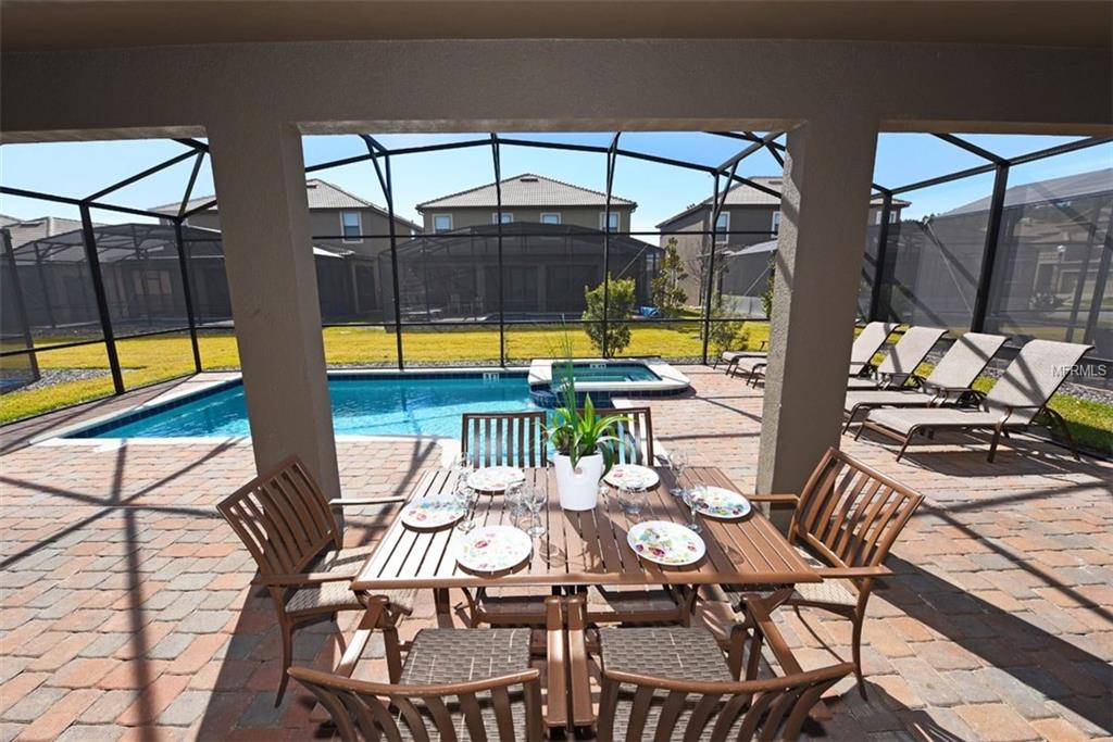 1443 MOON VALLEY DRIVE, KISSIMMEE, Florida 34747, 6 Bedrooms Bedrooms, 5 Rooms Rooms,6 BathroomsBathrooms,Residential,For sale,MOON VALLEY,S4855536