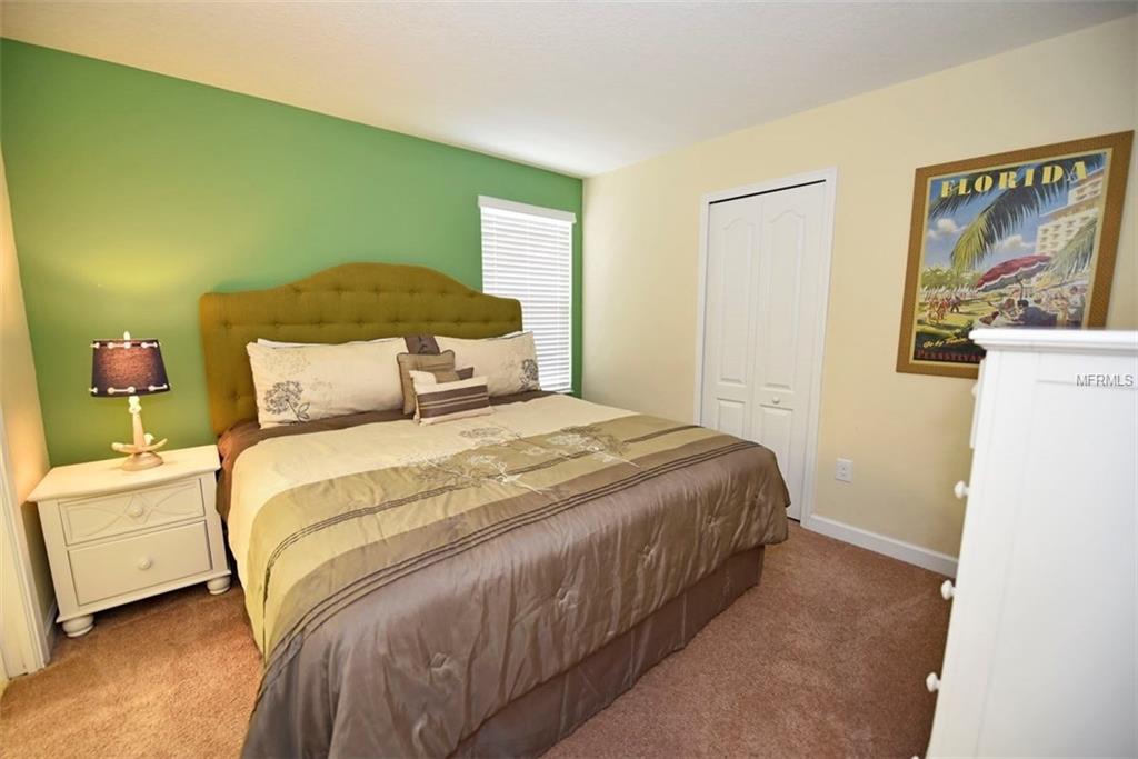 1443 MOON VALLEY DRIVE, KISSIMMEE, Florida 34747, 6 Bedrooms Bedrooms, 5 Rooms Rooms,6 BathroomsBathrooms,Residential,For sale,MOON VALLEY,S4855536